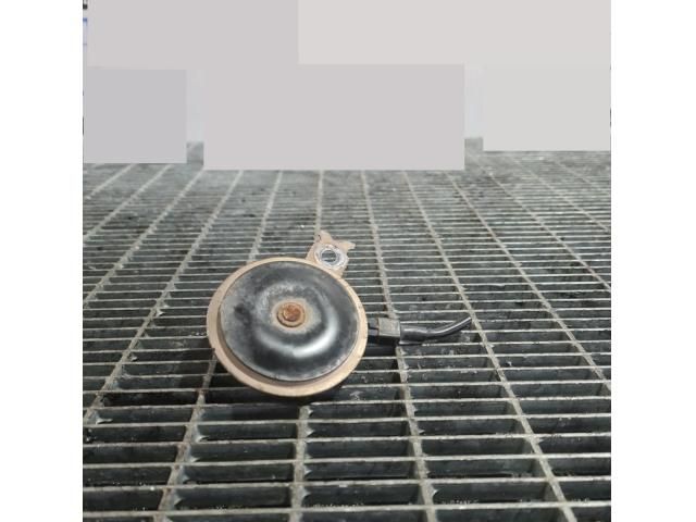 bontott MITSUBISHI L 200 Kürt