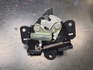 bontott MITSUBISHI L 200 Motorháztető Zárszerkezet