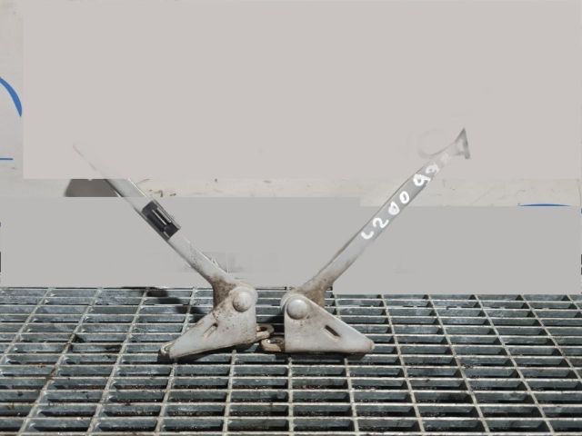 bontott MITSUBISHI L 200 Motorháztető Zsanér Pár