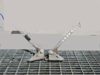 bontott MITSUBISHI L 200 Motorháztető Zsanér Pár