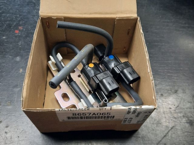 bontott MITSUBISHI L 200 Nyomásszabályzó Szelep