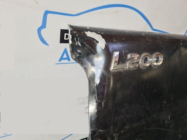 bontott MITSUBISHI L 200 Plató Ajtó