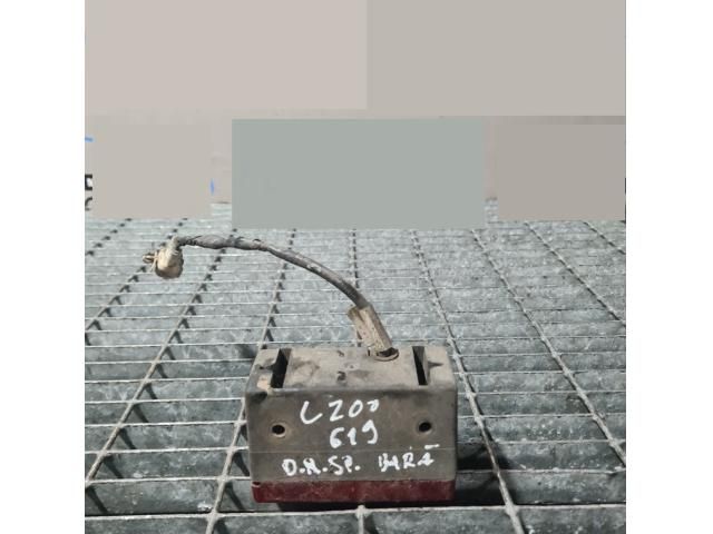 bontott MITSUBISHI L 200 Pótféklámpa