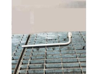 bontott MITSUBISHI L 200 Szerszámkészlet