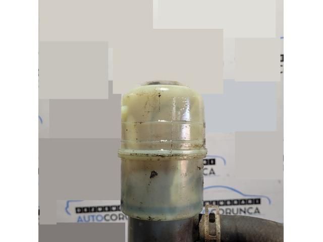 bontott MITSUBISHI L 200 Szervóolaj Tartály