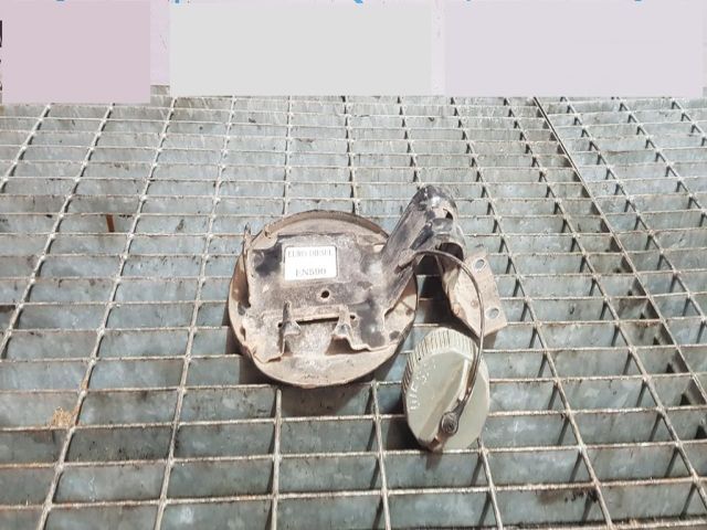 bontott MITSUBISHI L 200 Tankajtó