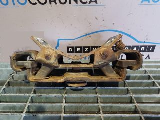 bontott MITSUBISHI L 200 Tartó Bak