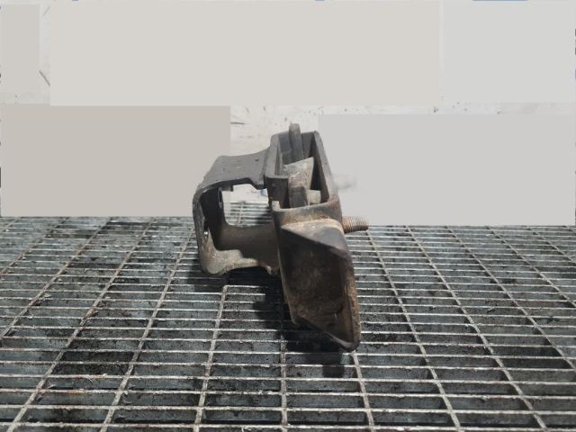 bontott MITSUBISHI L 200 Tartó Bak