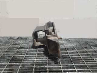 bontott MITSUBISHI L 200 Tartó Bak