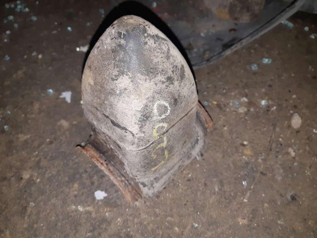 bontott MITSUBISHI L 200 Tartó Bak