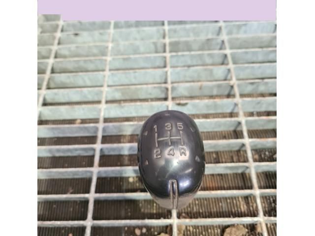 bontott MITSUBISHI L 200 Váltógomb