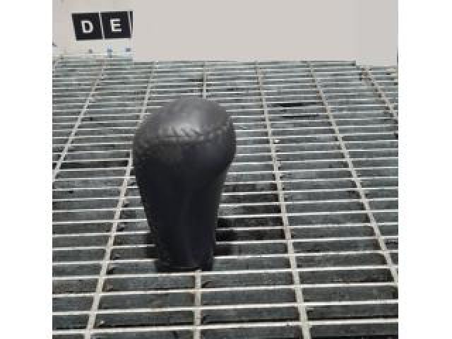 bontott MITSUBISHI L 200 Váltógomb