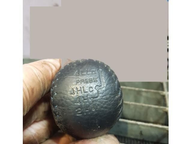 bontott MITSUBISHI L 200 Váltógomb