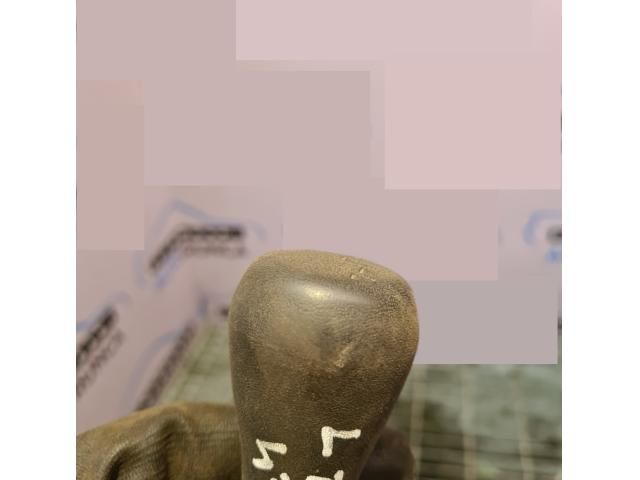 bontott MITSUBISHI L 200 Váltógomb