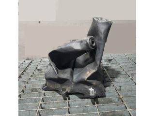 bontott MITSUBISHI L 200 Váltószoknya