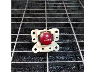 bontott MITSUBISHI L 200 Vészvillogó Kapcsoló