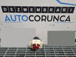 bontott MITSUBISHI L 200 Vészvillogó Kapcsoló