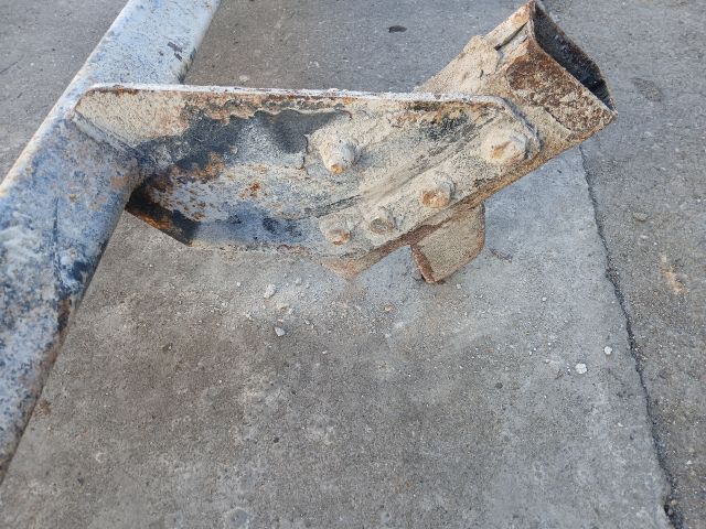 bontott MITSUBISHI L 200 Vonóhorog