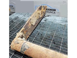 bontott MITSUBISHI L 200 Vonóhorog