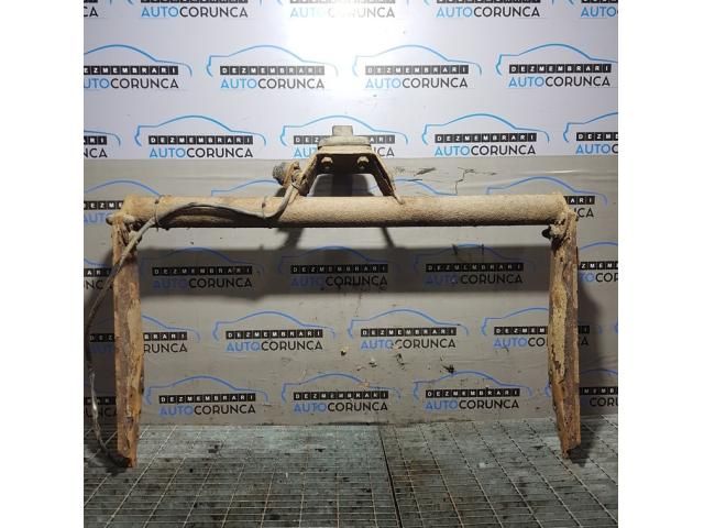 bontott MITSUBISHI L 200 Vonóhorog