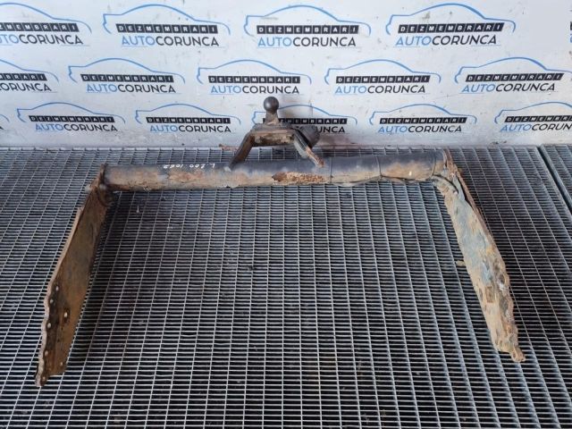 bontott MITSUBISHI L 200 Vonóhorog