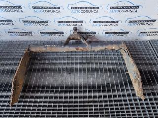 bontott MITSUBISHI L 200 Vonóhorog