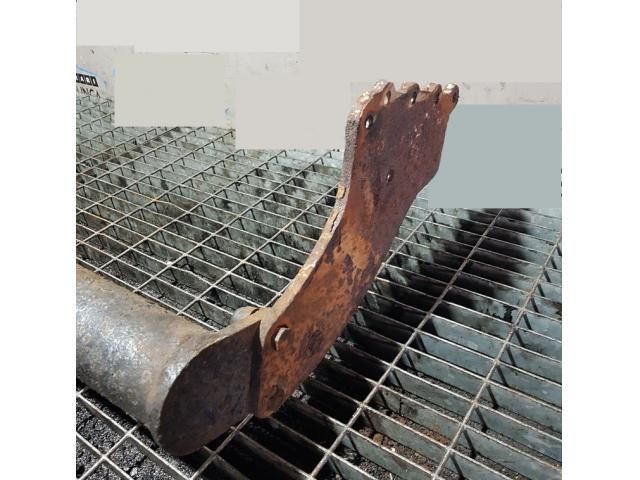 bontott MITSUBISHI L 200 Vonóhorog