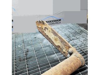 bontott MITSUBISHI L 200 Vonóhorog