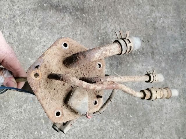 bontott MITSUBISHI L 300 Üzemanyag Szivattyú