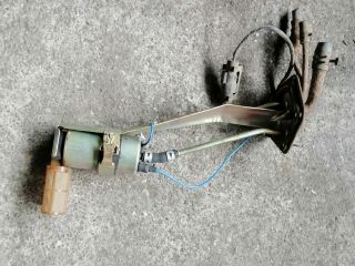 bontott MITSUBISHI L 300 Üzemanyag Szivattyú