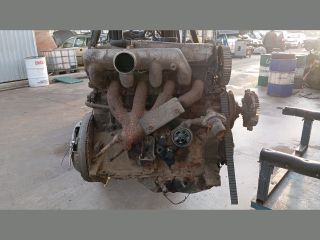 bontott MITSUBISHI L 300 Motor (Fűzött blokk hengerfejjel)