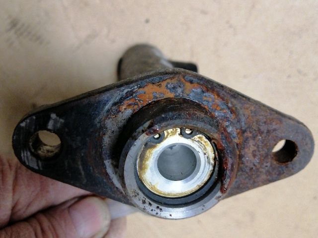 bontott MITSUBISHI L 300 Főfékhenger