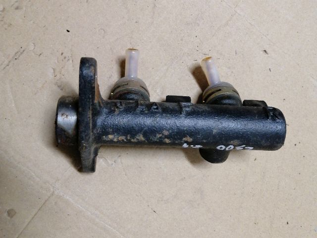 bontott MITSUBISHI L 300 Főfékhenger