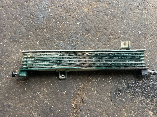 bontott MITSUBISHI L 300 Olajhűtő