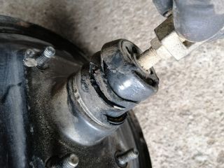 bontott MITSUBISHI L 300 Fékrásegítő