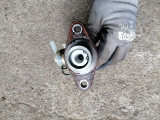 bontott MITSUBISHI L 300 Főfékhenger