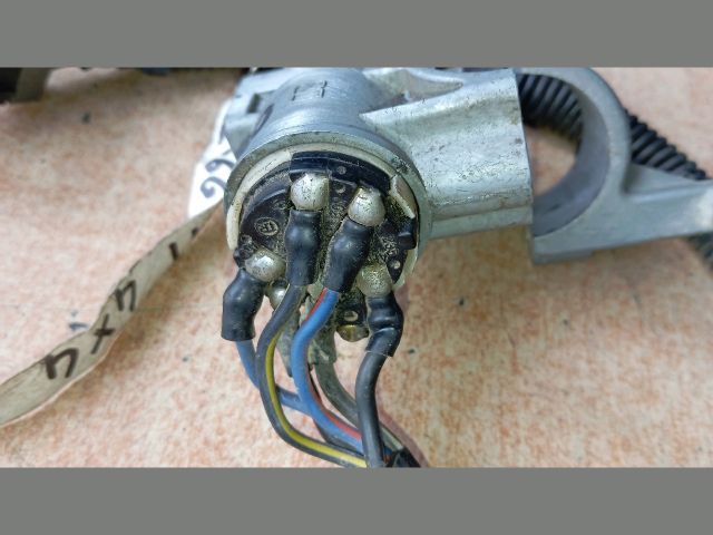 bontott MITSUBISHI L 300 Gyújtáskapcsoló