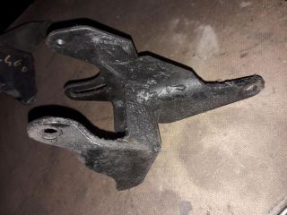 bontott MITSUBISHI L 300 Szervó Tartó Bak (Magában)