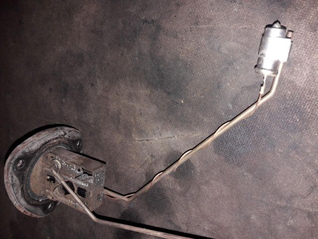 bontott MITSUBISHI L 300 Üzemanyagszint Jeladó