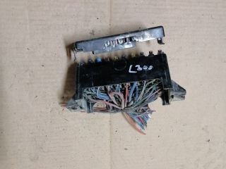 bontott MITSUBISHI L 300 Biztosítéktábla Motortér