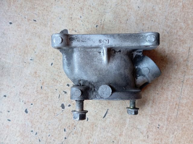 bontott MITSUBISHI L 300 Termosztátház