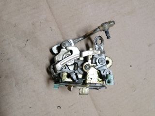 bontott MITSUBISHI L 300 Bal első Ajtózár