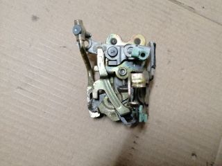 bontott MITSUBISHI L 300 Bal első Ajtózár