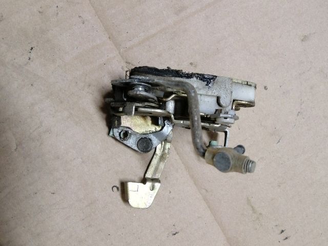 bontott MITSUBISHI L 300 Bal első Ajtózár