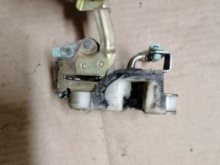 bontott MITSUBISHI L 300 Bal első Ajtózár