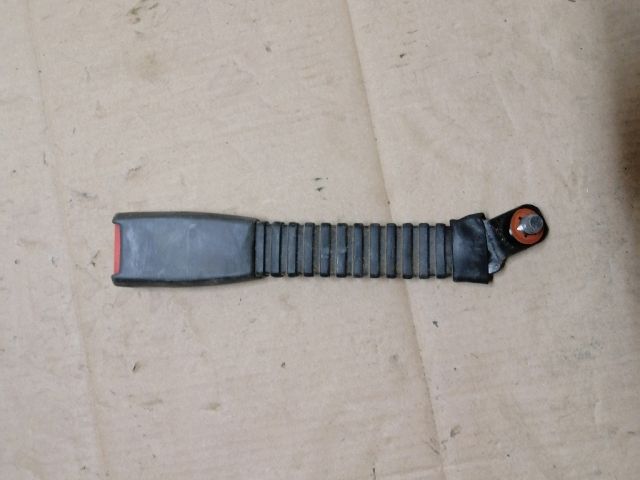 bontott MITSUBISHI L 300 Bal első Biztonsági Öv Csat