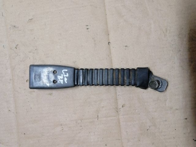 bontott MITSUBISHI L 300 Bal első Biztonsági Öv Csat