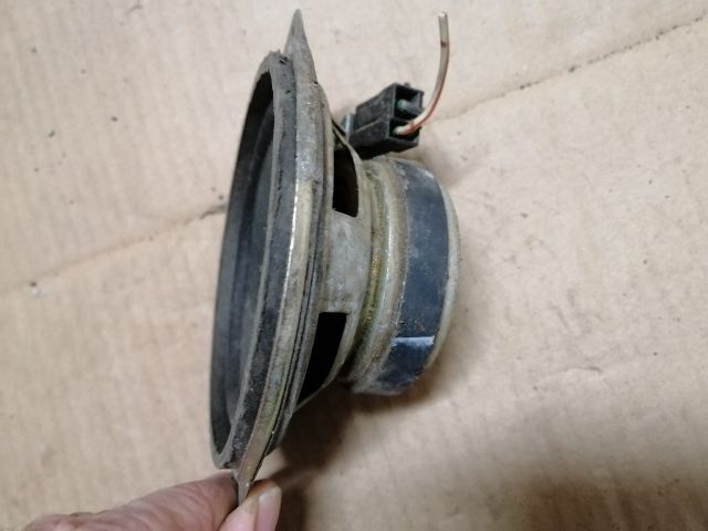 bontott MITSUBISHI L 300 Bal első Hangszóró