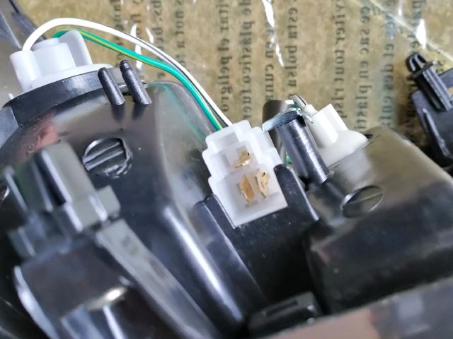 bontott MITSUBISHI L 300 Bal első Irányjelző