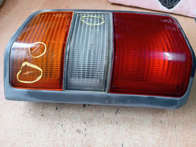 bontott MITSUBISHI L 300 Bal Hátsó Lámpa